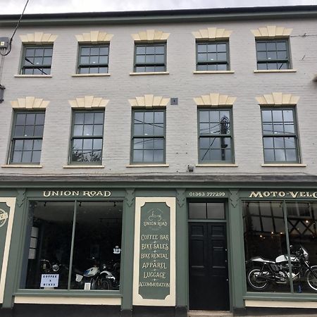 Union Road Moto Velo Accommodation Crediton Esterno foto